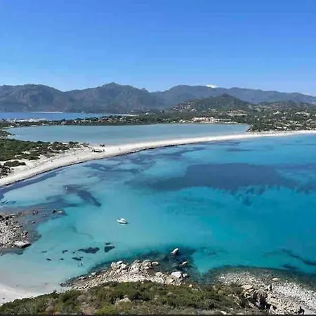 Suite Poetto - 5 Min Form The Beach - Free Park - Wi-Fi - Self Check In - Netflix Quartu SantʼElena Esterno foto