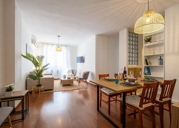 Suite Poetto - 5 Min Form The Beach - Free Park - Wi-Fi - Self Check In - Netflix