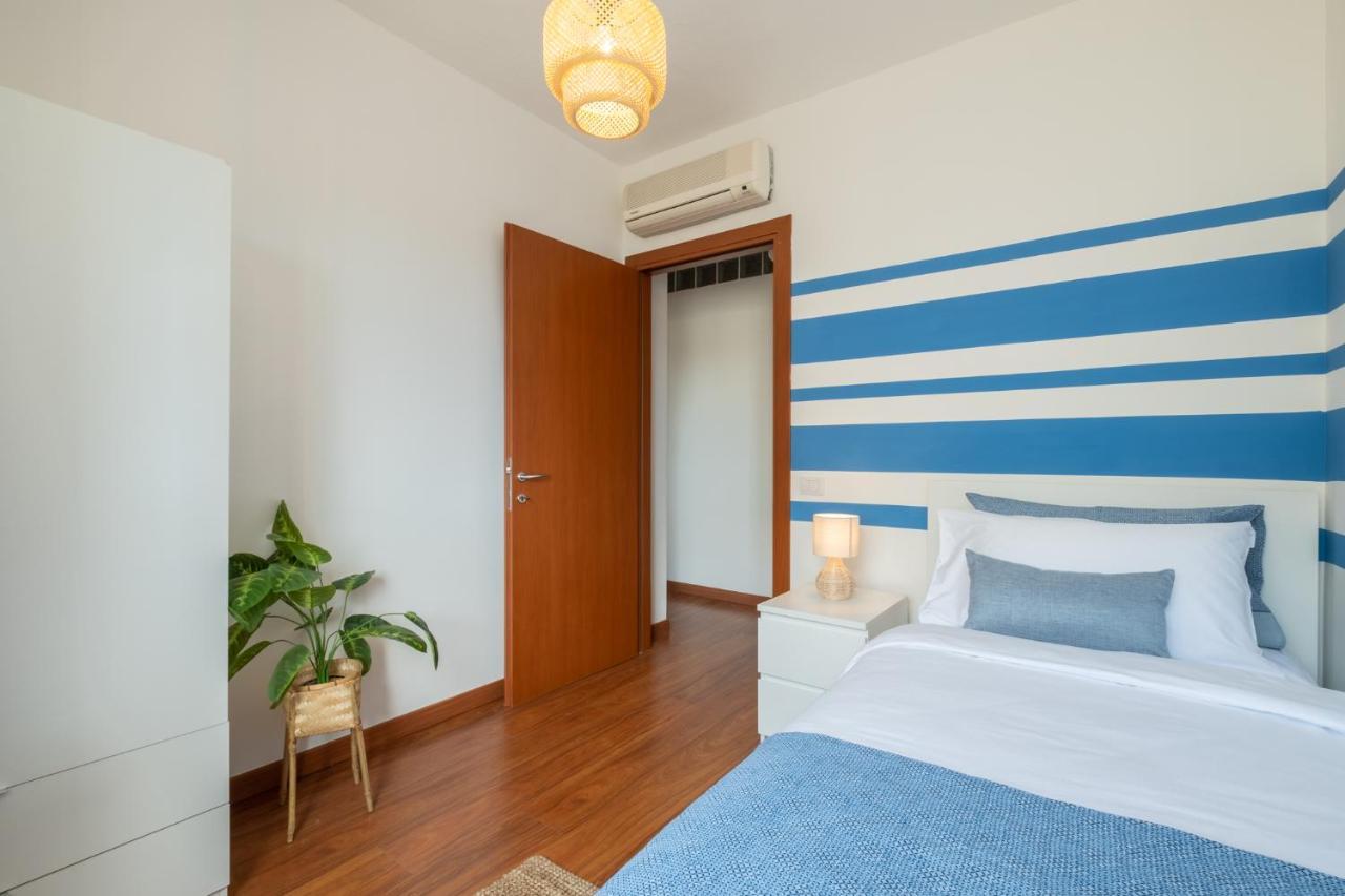 Poetto - 5 Min Form The - Free Park - Wi-fi - Self Check In - Netflix
